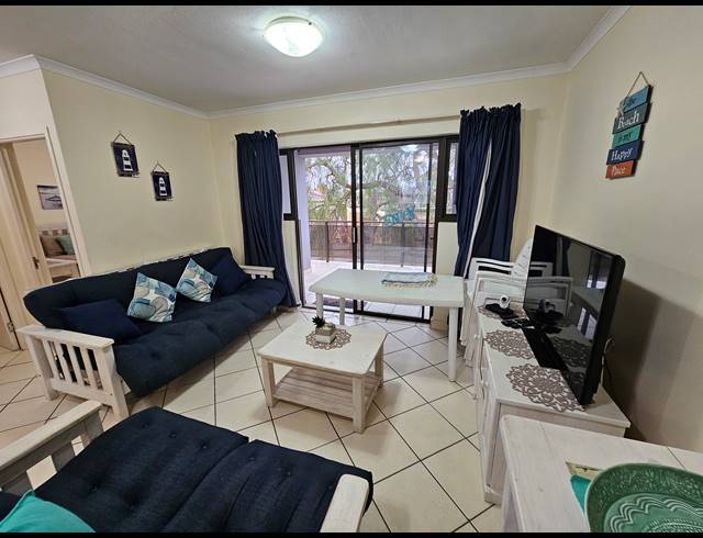 2 BEDROOM APARTMENT FOR SALE IN HARTENBOS CENTRAL